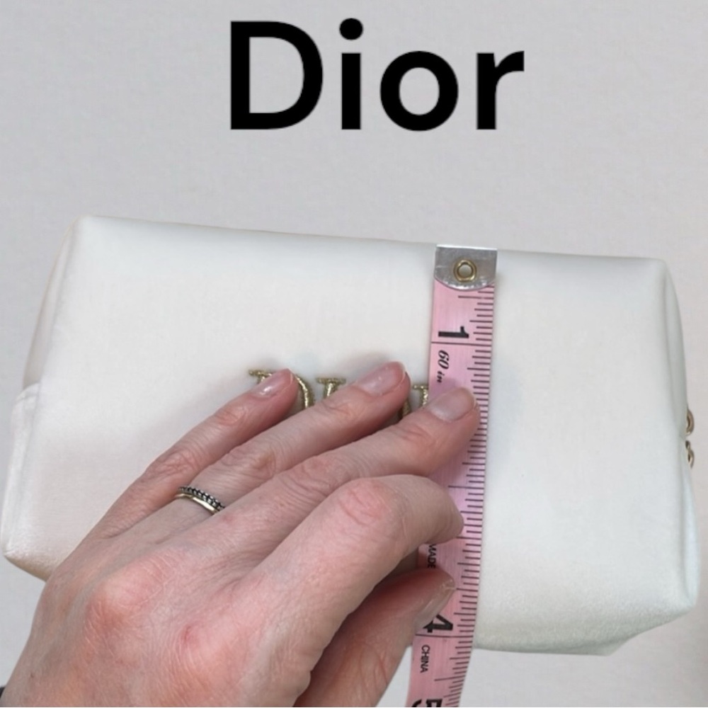 Dior White Gold LOGO Makeup Cosmetic 
Bag - Picture 7 of 8